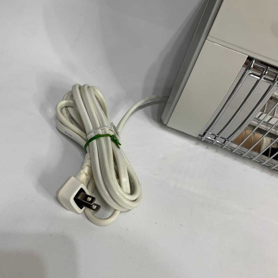 CORONA コロナ　壁掛型遠赤外線暖房機 ウォールヒート　CHK-C126A