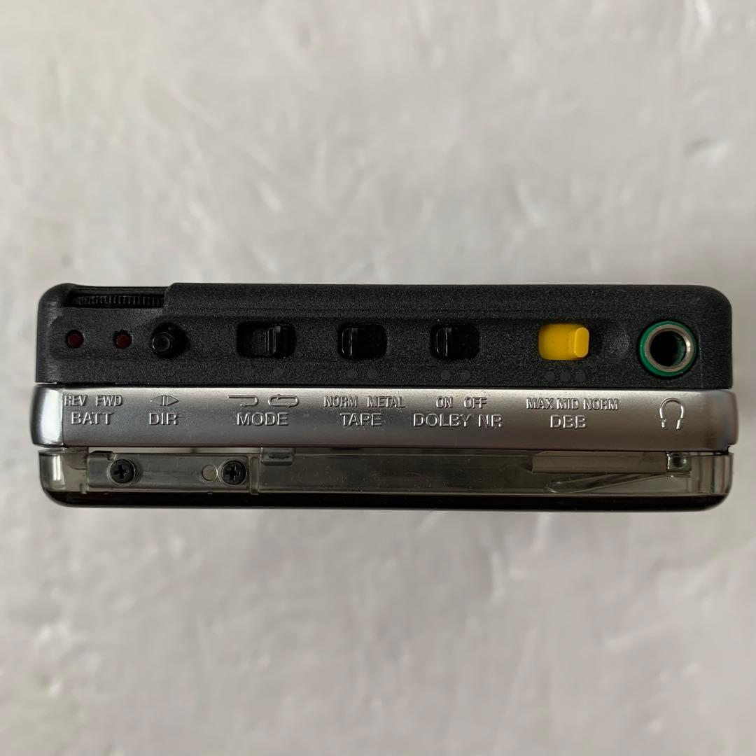 ジャンク SONY ソニー WM-504 ウォークマン スケルトン 壊れています