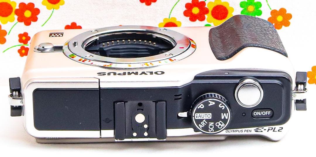 オリンパス PEN E-PL2☆人気機種☆スマホに転送☆シャンパンゴールド