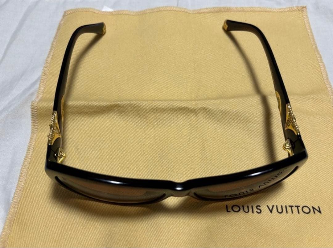 Sam様　LOUIS VUITTON ブラウン サングラス