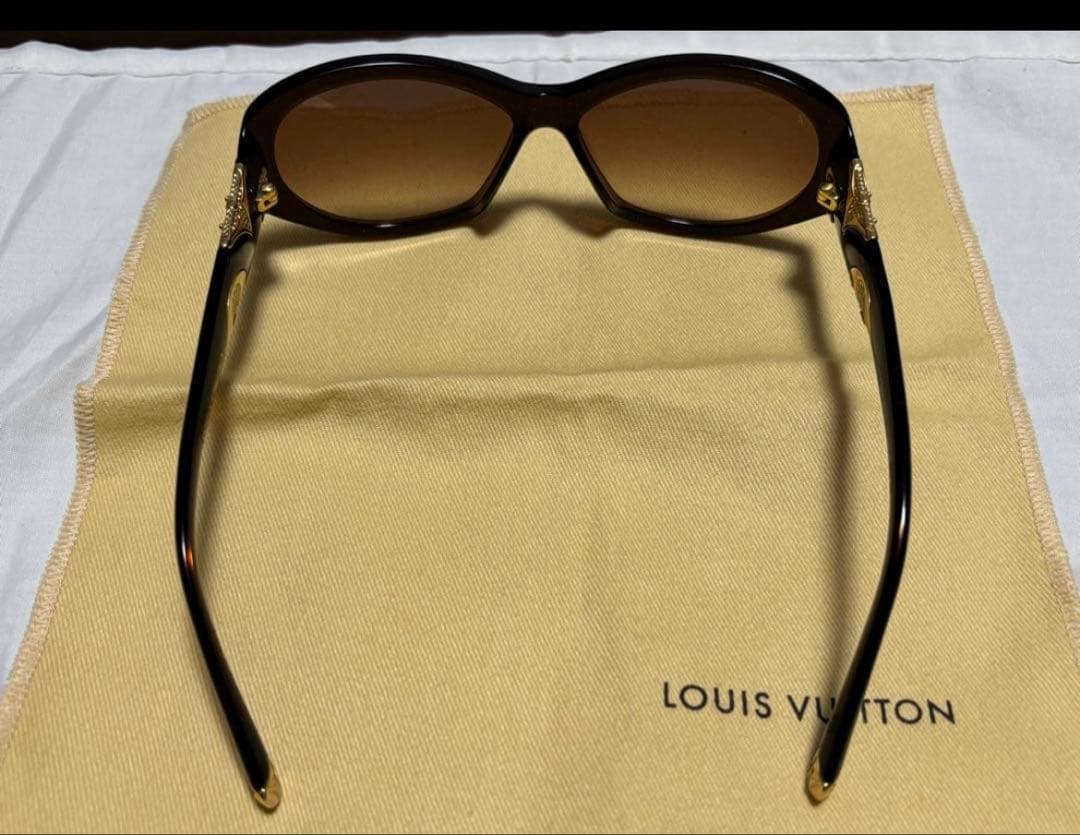 Sam様　LOUIS VUITTON ブラウン サングラス
