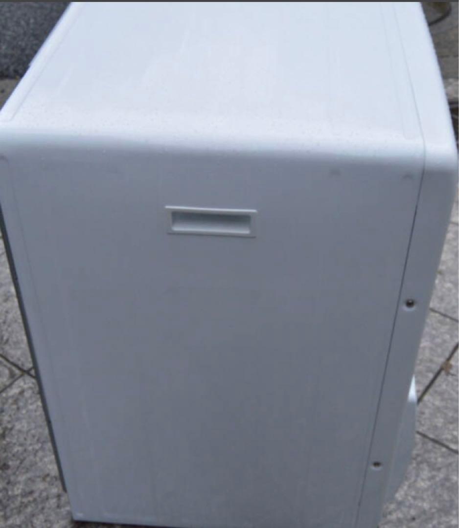 美品　2022年製　日立 除湿型電気衣類乾燥機 DE-N60WV-W