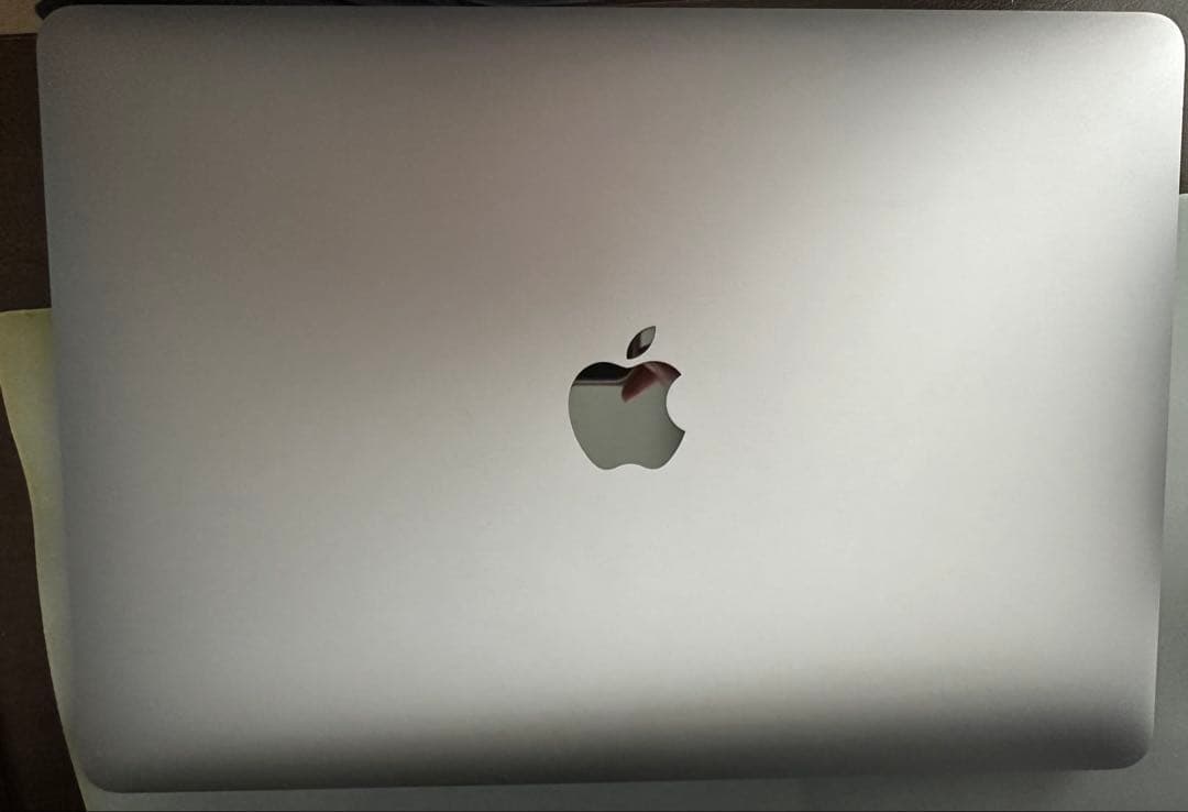 Apple MacBook Air (M1, 2020) 本体 256GB