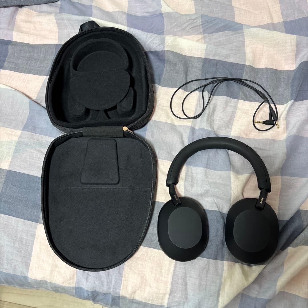 【美品】　SONY ワイヤレスヘッドホン WH-1000XM5 ブラック