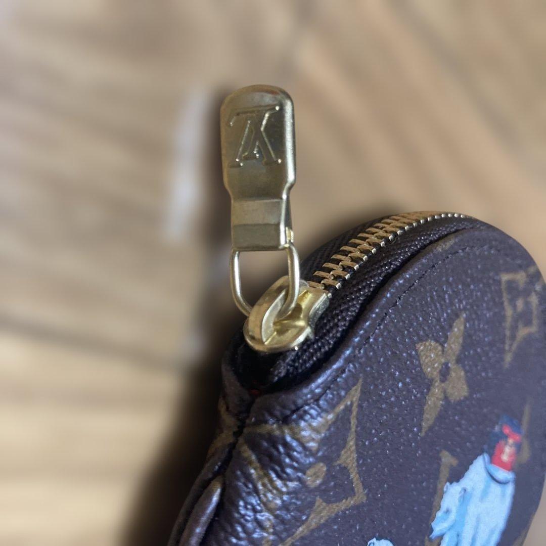 み*き様 ルイヴィトン LOUIS VUITTON ケースしろくま