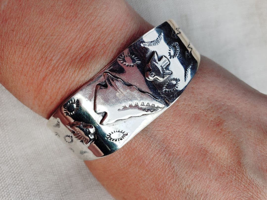 専用 ヴィンテージ インディアンジュエリー サンダーバード ナバホ Harvey