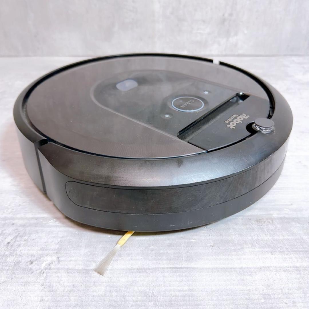 iRobot ルンバ　Roomba i7 本体＋自動ゴミ収集機　②