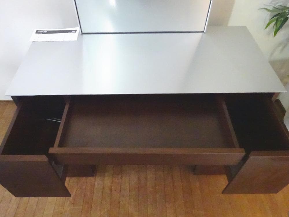 カッシーナ「MAKE UP/メイクアップ」ドレッサー・三面鏡　スツール付き　美品