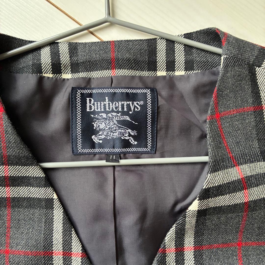 【美品】BURBERRY ジレ ベスト ノバチェック 金ボタン ネイビー L