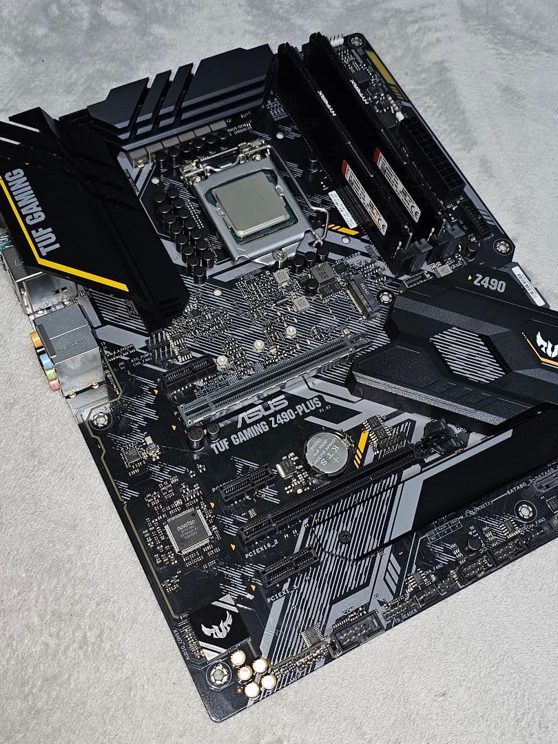 i7 10700 Z490 DDR4 2666 8GB ×2 計 16GB