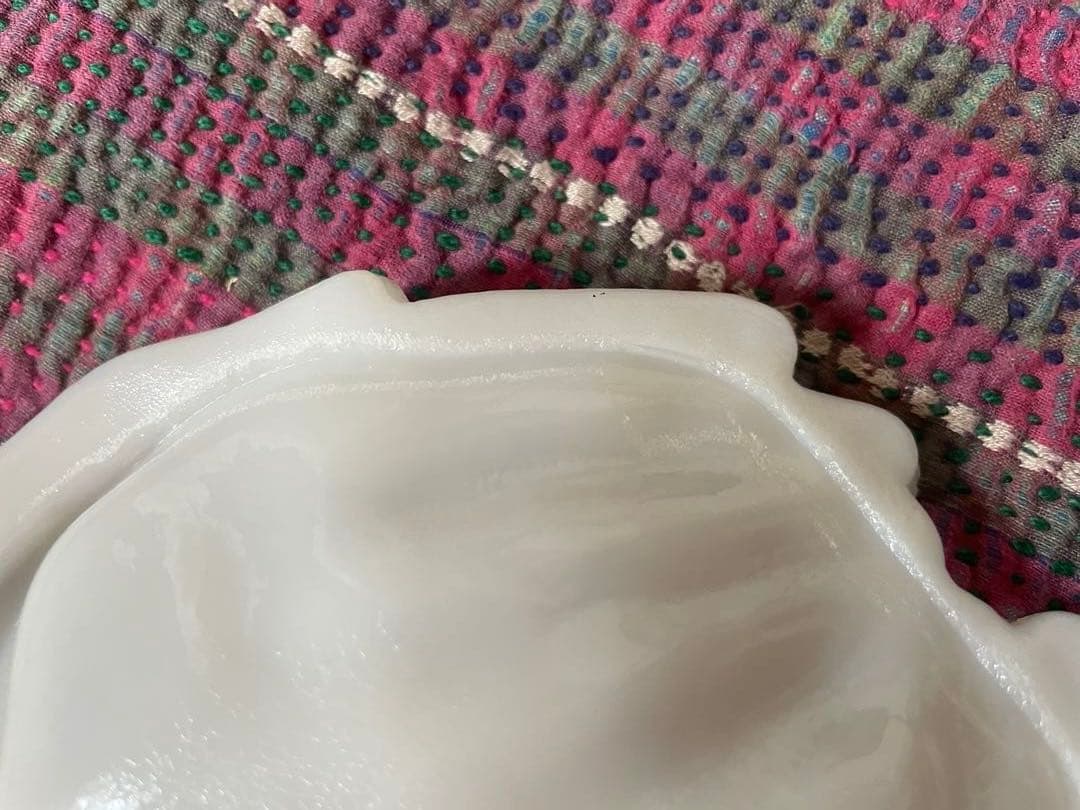 ラスト！エイボン AVON ソープディッシュ トレイ ミルクガラス 灰皿 ハンド