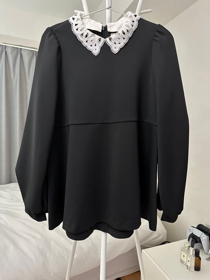 SPONGY ペプラム ブラウス　ブラック　36