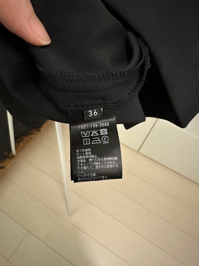 SPONGY ペプラム ブラウス　ブラック　36