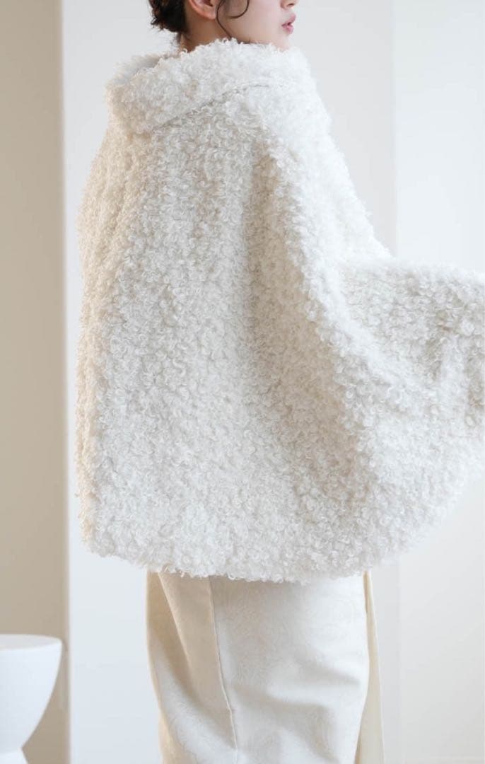 本日限定価格★utatane コート プードルファーポンチョ ニコアンティー