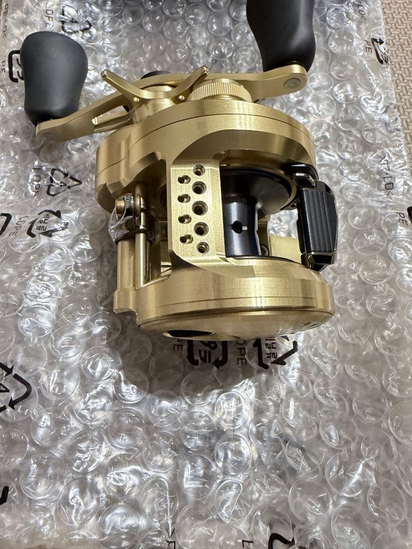 シマノ　カルカッタコンクエスト200XG