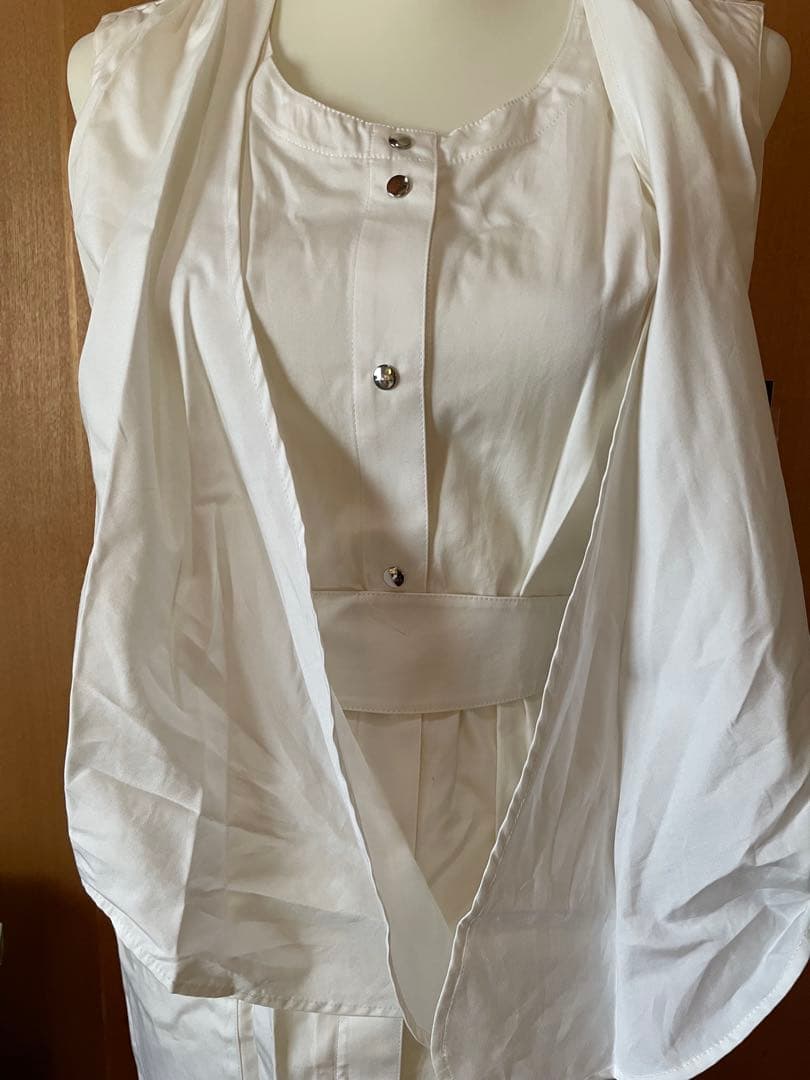 ティエリーミュグレー ワンピース 新品未使用