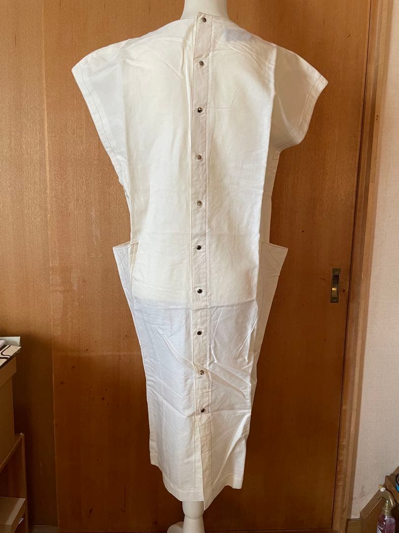 ティエリーミュグレー ワンピース 新品未使用