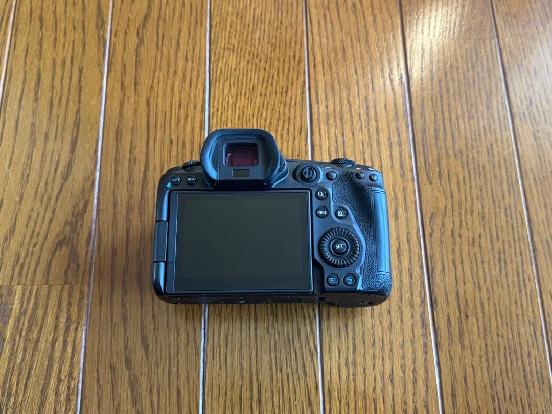 Canon EOS R5 ミラーレスカメラ 本体