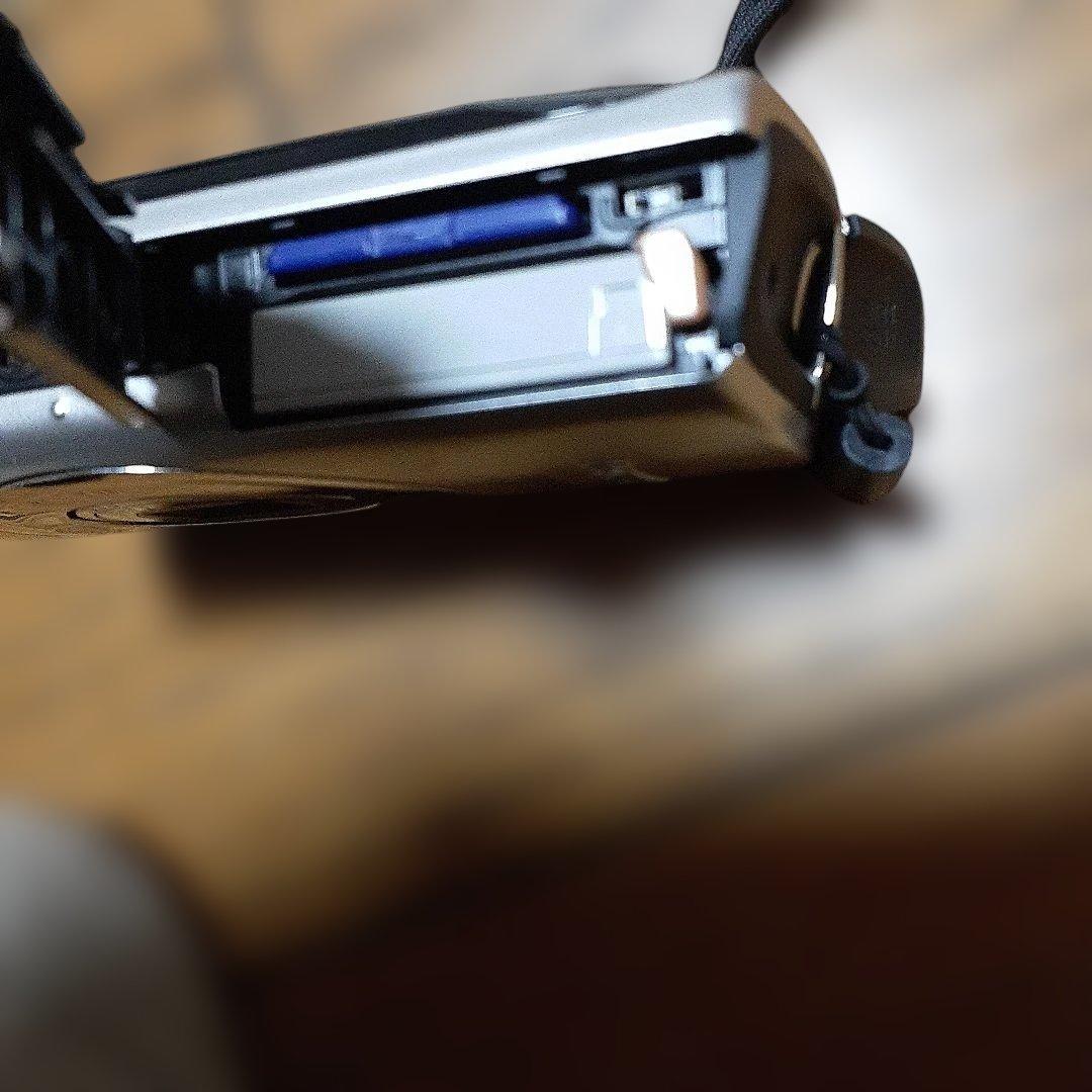 【未使用品】Canon IXY DIGITAL 910 IS デジタルカメラ本体