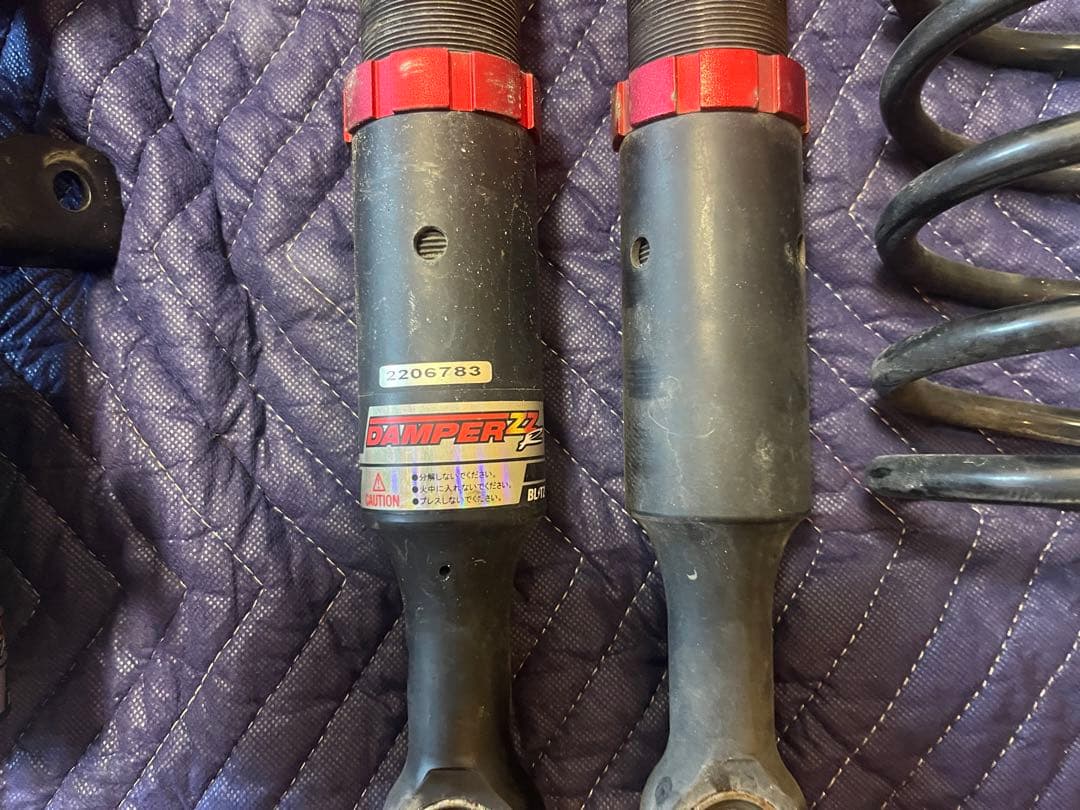 （たん）BLITZ 車高調　LA400 シュピーゲルアッパー付