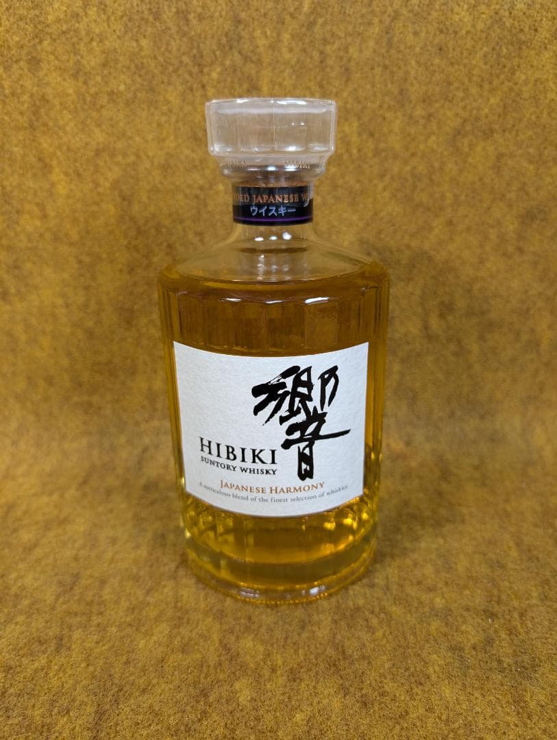 サントリー 響 JAPANESE HARMONY 700ml