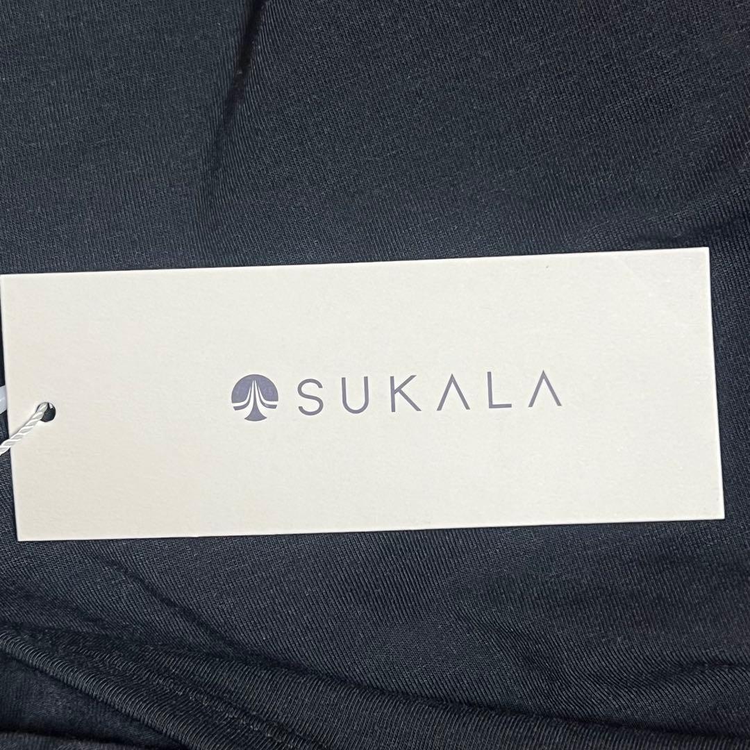 SUKALA【新品タグ付き】新作カップ付きTシャツ&レギンスセットアップ/M