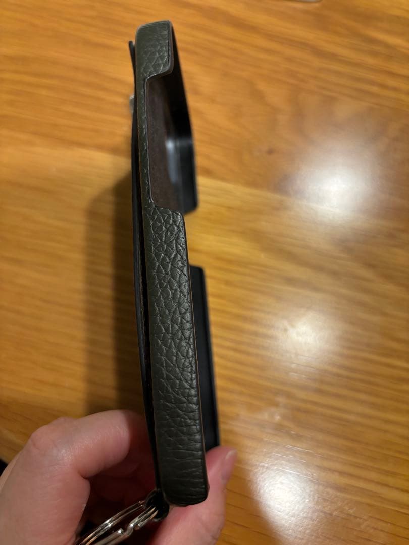 iPhone 15 ボナベンチュラケース