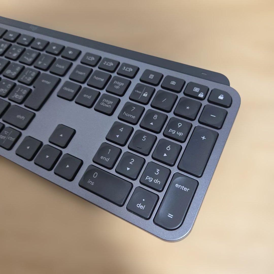 logicool MX KEYS ワイヤレスキーボード