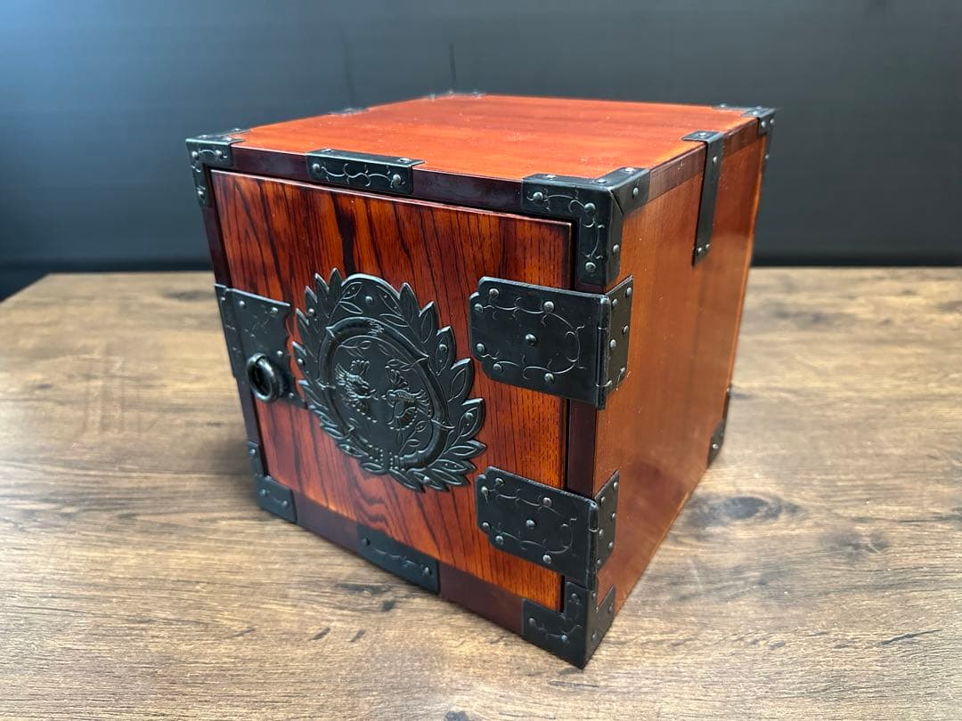 未使用美品　熊野洞 仙台箪笥 船箪笥 小箪笥 八寸帖箱 本漆仕上げ 伝統工芸品