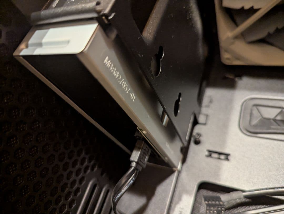 PCケース Cooler Master Silencio S400 Noctua