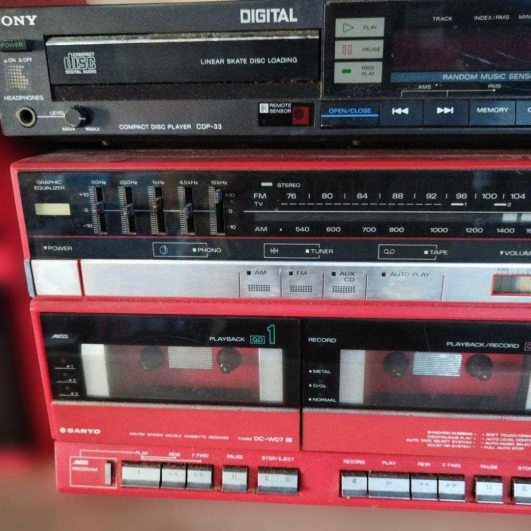 Sony CDP-33 赤色 コンポセット Sanyo W07　昭和レトロ
