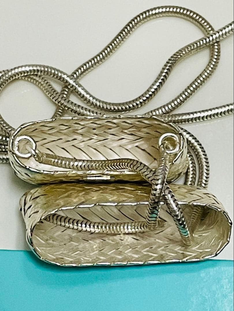 s*a様 ティファニー　バッグ型ピルケース ネックレス