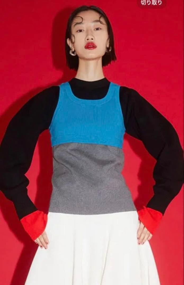 美品OMMO BLOCKING KT BUSTIER SET