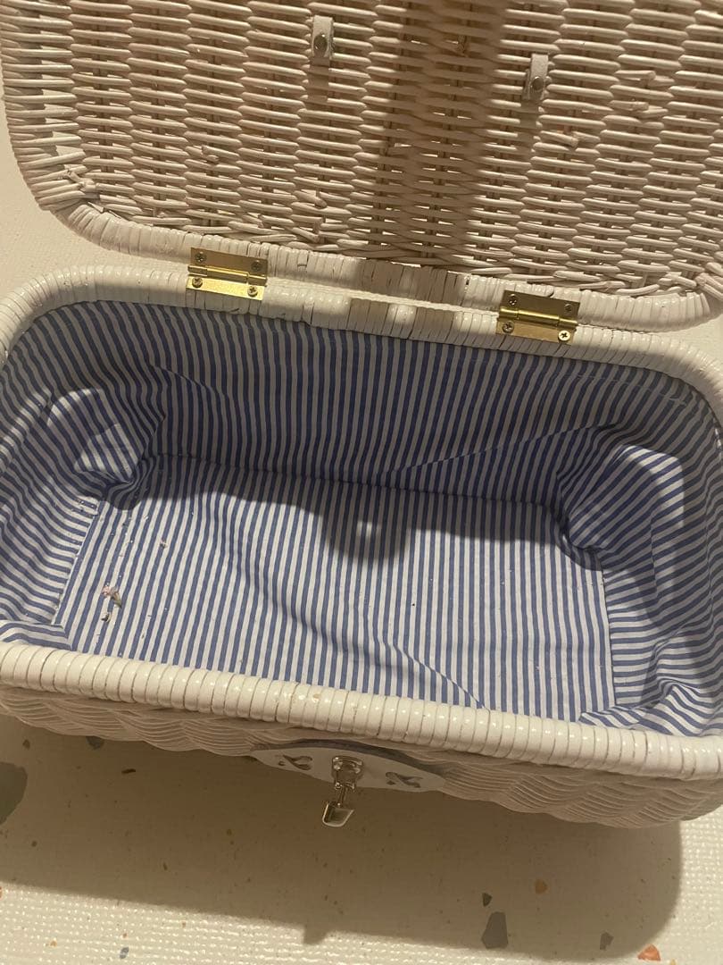 ラタンバスケット