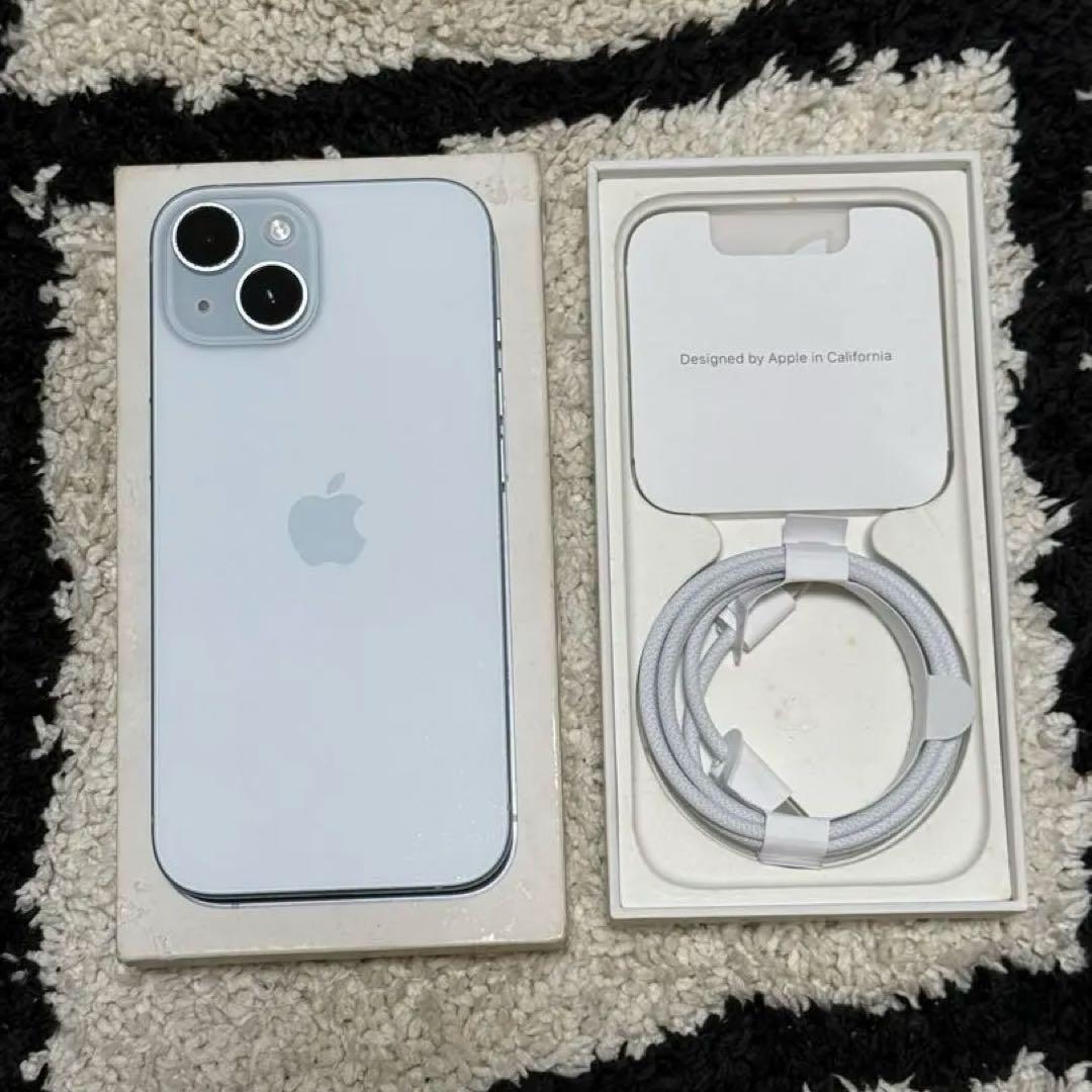 Apple iPhone 15 ホワイト 本体 充電ケーブル付き