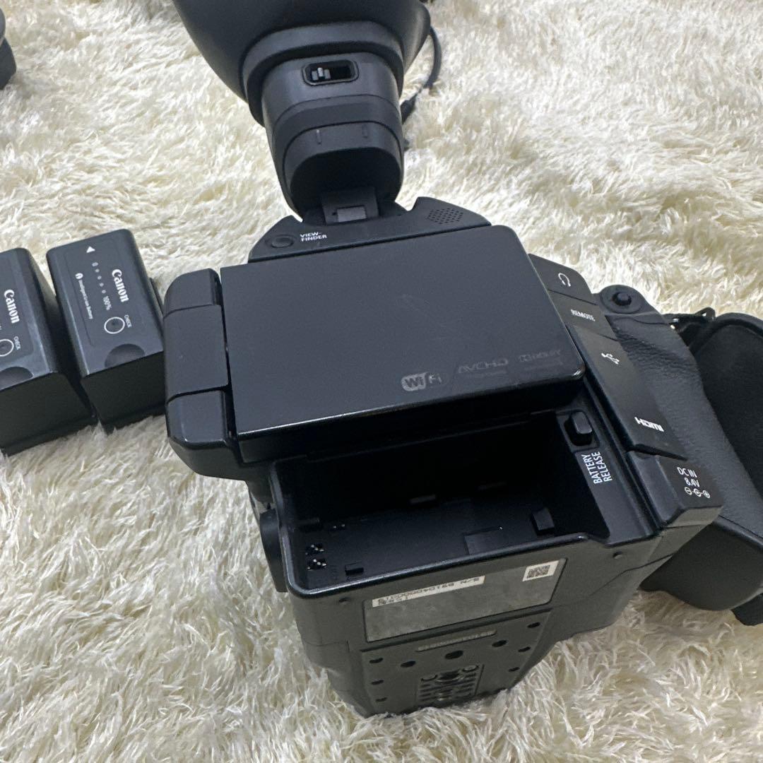 Canon C100 シネマカメラ