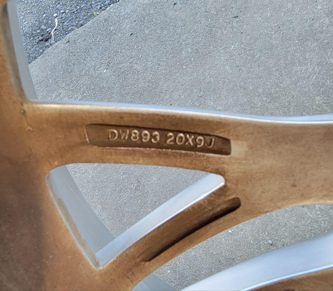 マルチフォルケッタ 20インチ 9j+38 ハイパーシルバー４本セット美品