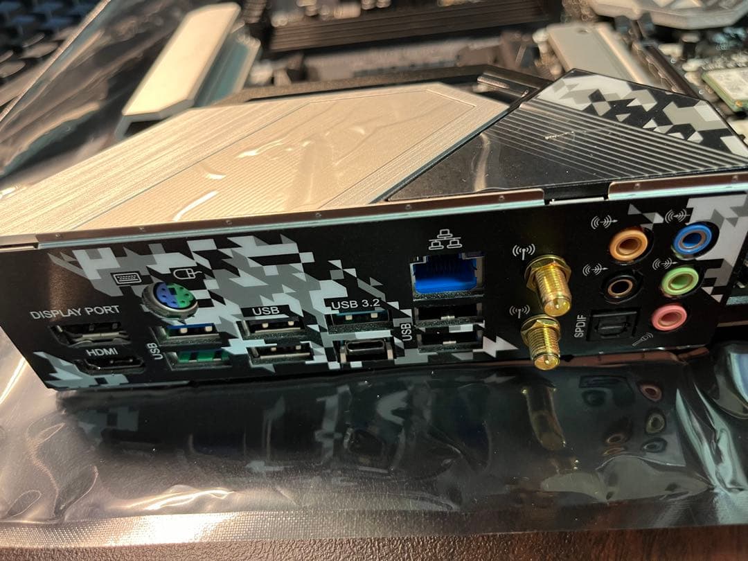 ASRock B550 Steel Legend マザーボード　おまけ付き