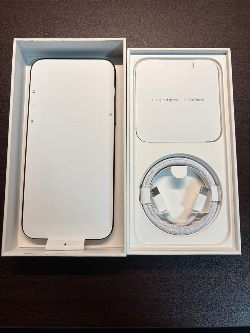 iPhone 15 Plus ブラック 本体　その他付属あり