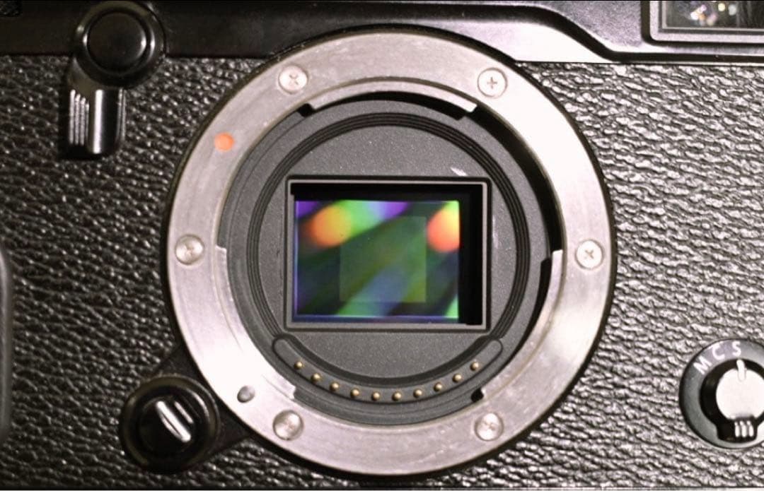 ショット数わずか一回！ Fujifilm X-Pro2 ボディ ブラック！