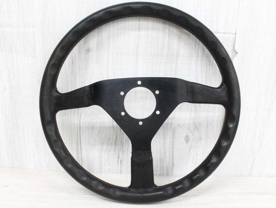 ▲希少 MOMO ヴィンテージ ステアリング レザー モモステ イタリア製②