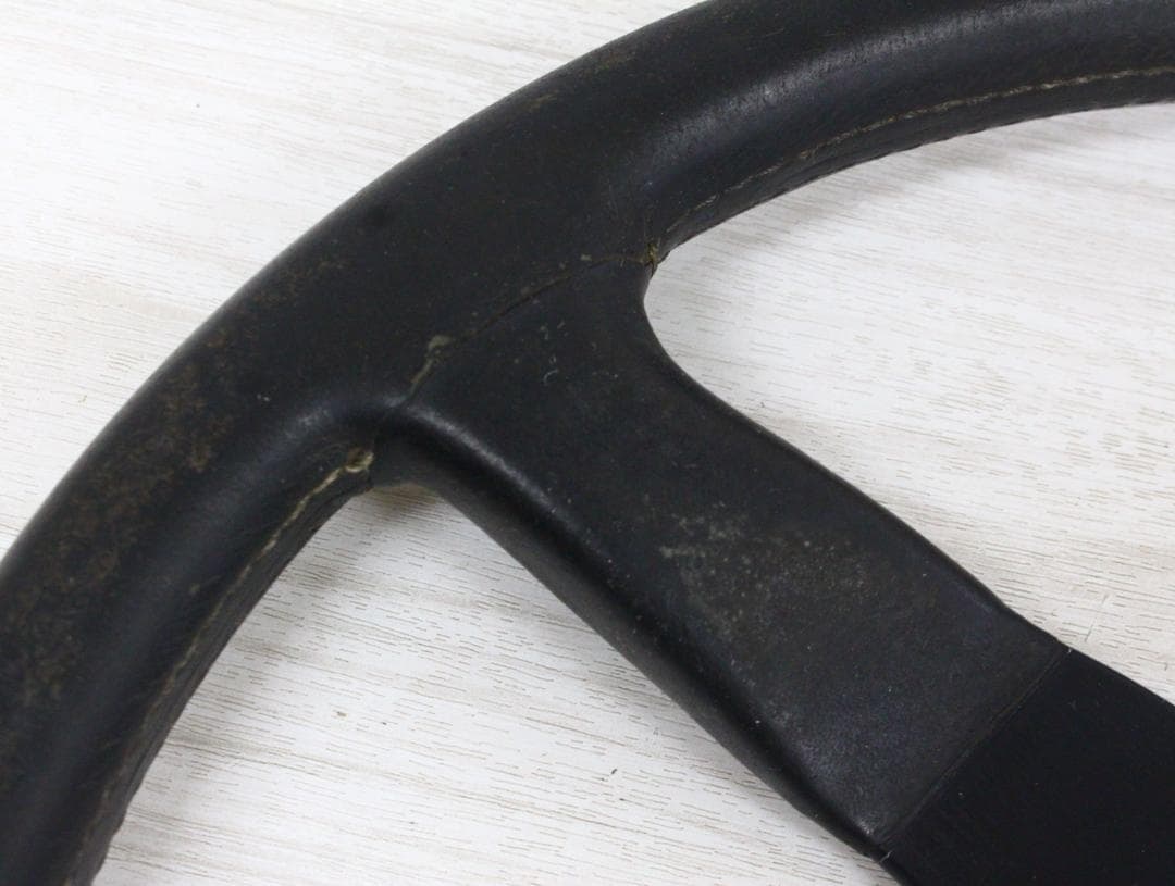 ▲希少 MOMO ヴィンテージ ステアリング レザー モモステ イタリア製②