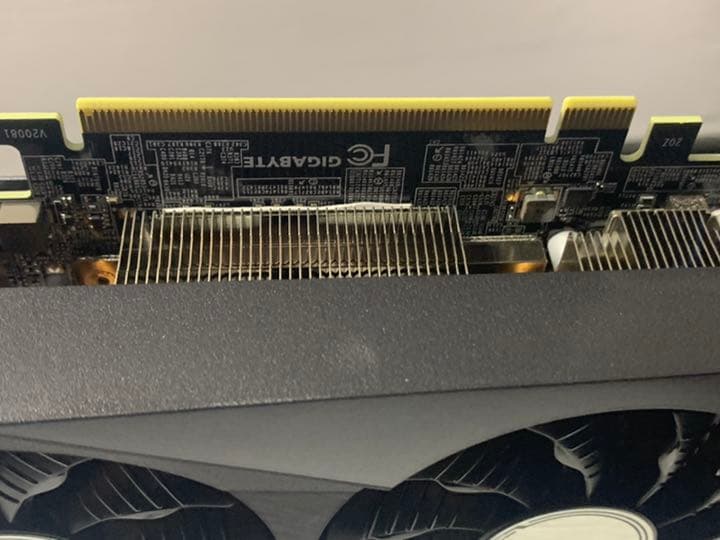 GIGABYTE RTX3070 GPU グラボ