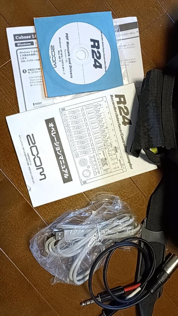 ZOOM R24 デジタルミキサー