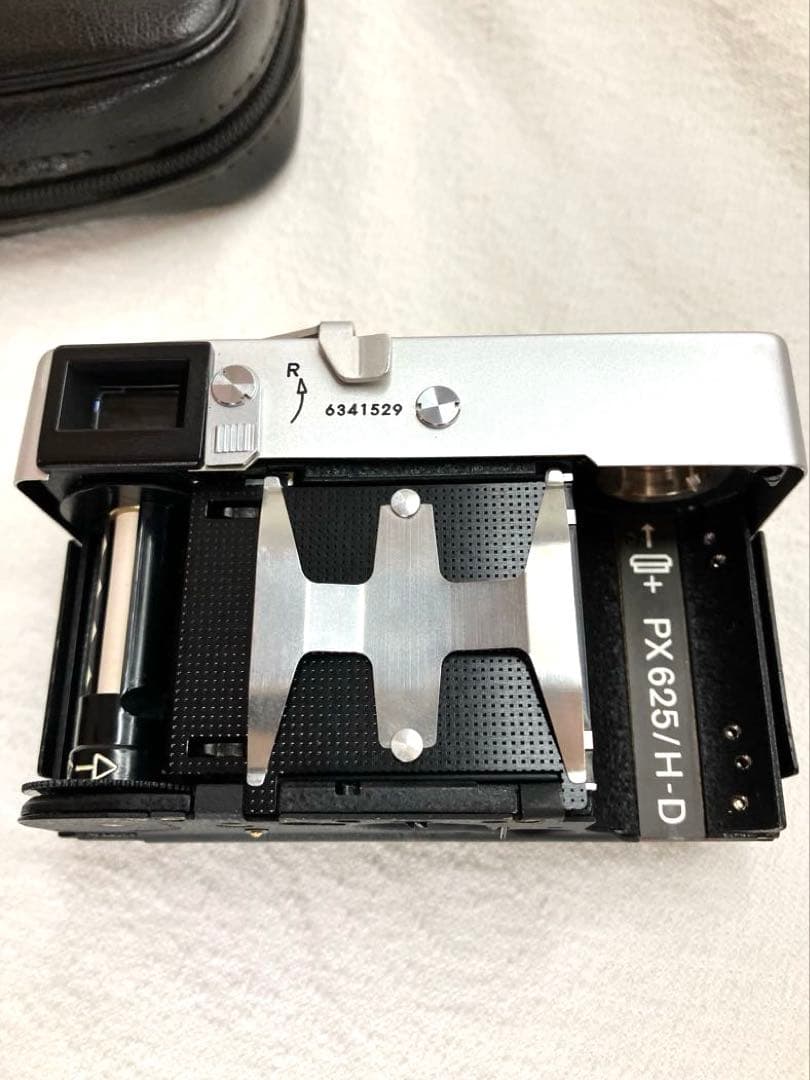 Rollei 35T シルバー｜ストラップ・レザーケース付き