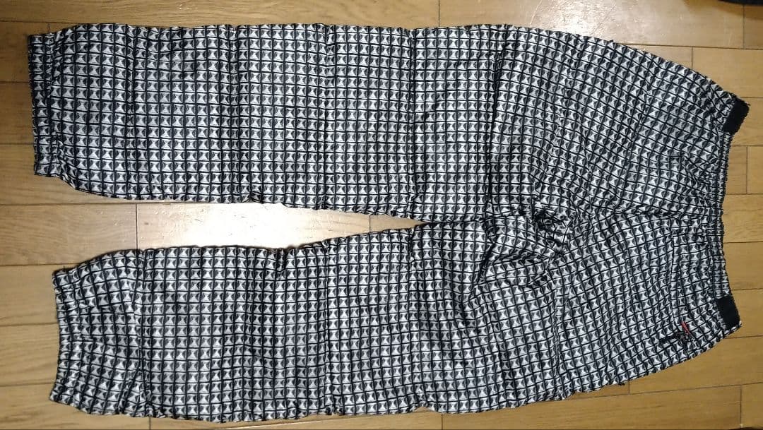 【本日限定価格】シュプリーム　ノースフェイス　スウェットパンツ　Sサイズ