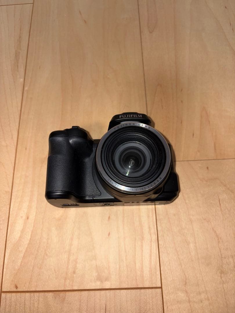 富士フイルム FinePix S8600