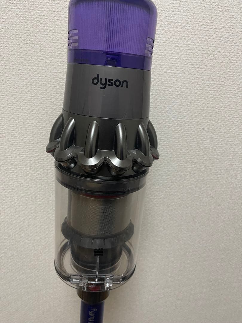 ち*び様 【美品】Dyson コードレスクリーナー V11 + sv15