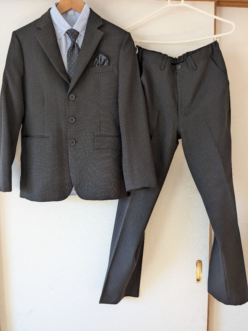 男児　ダークグレー ストライプ スーツ 160サイズ