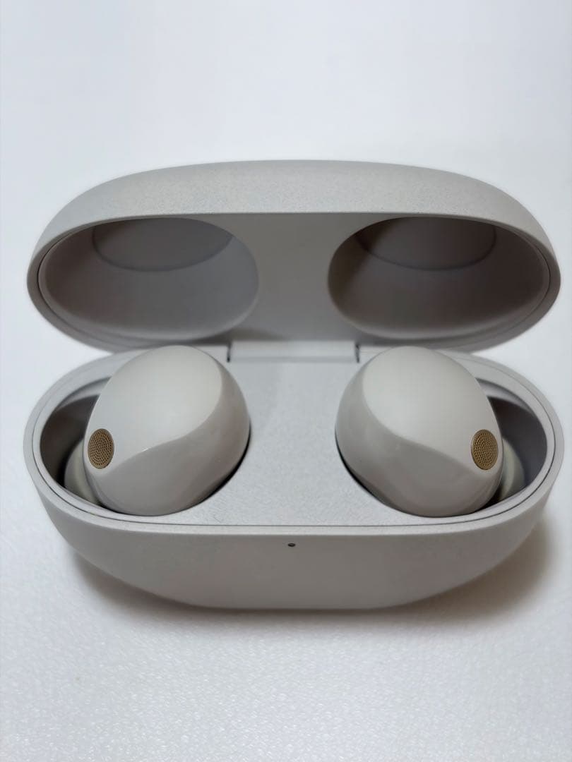 SONY WF-1000XM5 プラチナシルバー(ノイズキャンセリングイヤホン)